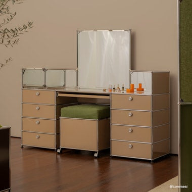 INTERIOR MOTIVES